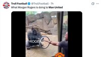 Sementara itu, Morgan Rogers benar-benar jadi momok bagi MU tadi malam. (Foto: X.com/@TrollFootball)