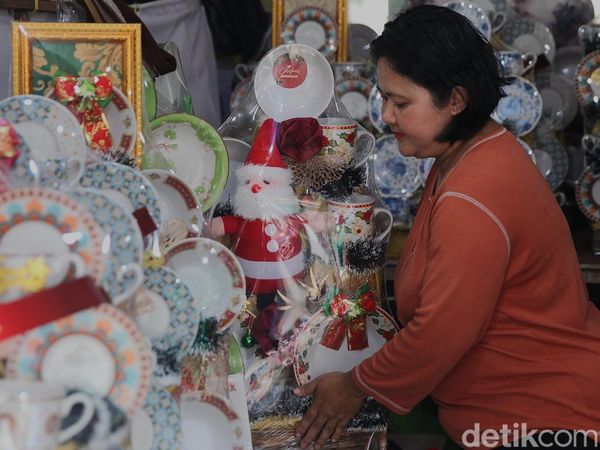 Menjelang Natal, Parsel dan Hampers di Cikini Laris Manis
