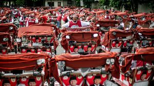 Pemkot Solo Salurkan 200 Becak Listrik untuk Penarik Becak