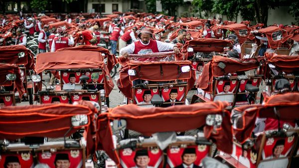 Pemkot Solo Salurkan 200 Becak Listrik untuk Penarik Becak