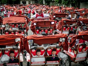 Pemkot Solo Salurkan 200 Becak Listrik untuk Penarik Becak