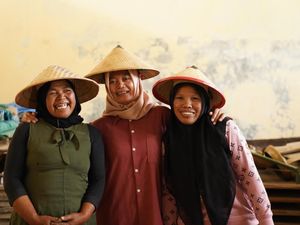 Program Mekaar PNM Dukung Ibu Prasejahtera Lewat Pendampingan Usaha