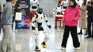 China Luncurkan Platform Sewa Robot Pertama, Siap Ekspansi ke 200 Kota