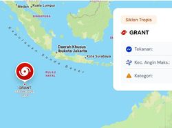 Waspada! Bibit Siklon Tropis Grant Ada di Selatan Lampung