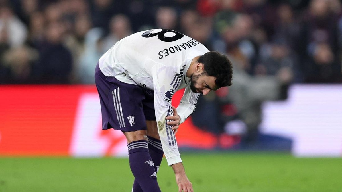 Bruno Fernandes harus absen cukup lama karena cedera lutut. (REUTERS/David Klein)