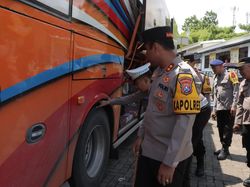 Kapolres Lamongan Cek Pospam dan Posyan Operasi Lilin Semeru 2025