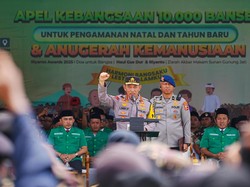 Kapolri Pimpin Apel Kebangsaan Banser, Sinergi Jaga Kamtibmas Saat Nataru