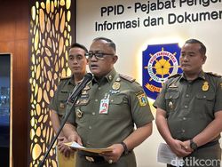 Video: Satpol PP DKI Bongkar 16 Reklame di Jakarta, Antisipasi Cuaca Ekstrem