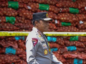 72 Ton Bawang Bombay Ilegal dari Kalteng Disita, Disamarkan Jadi Cangkang Sawit