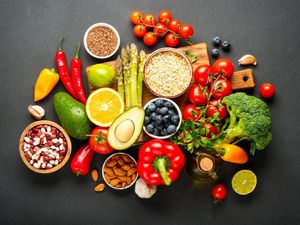 Diet Tanpa Tersiksa! Ini 15 Makanan Berserat Tinggi yang Bikin Kenyang