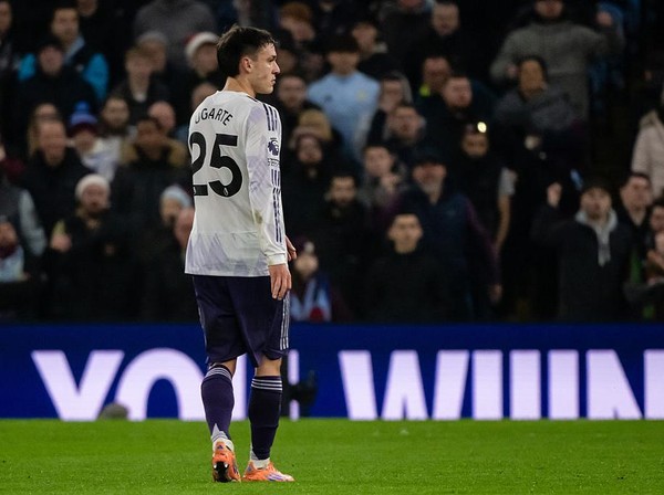 Manuel Ugarte Mau Dipinjam Ajax, Man United Tak Mau Lepas