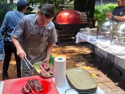 Rayakan Natal dan Tahun Baru dengan Pesta BBQ Argentina di Resto Ini