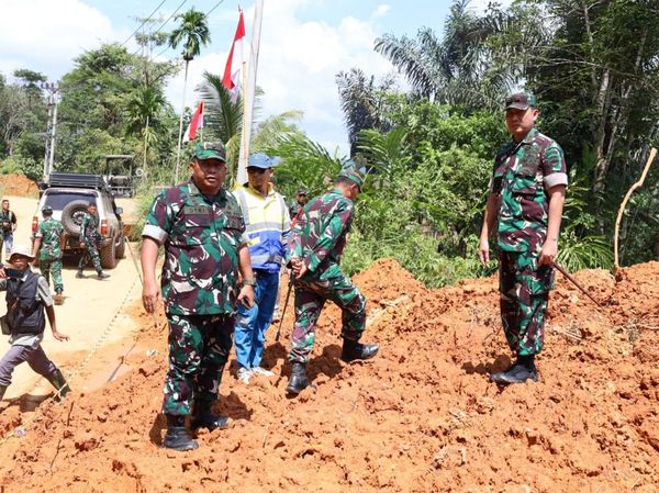 Pangdam I/BB Cek Posko-Lokasi Bencana Alam di Sumut