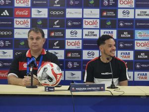 Puja-puji Pelatih Madura United ke Pemain Usai Sukses Imbangi Arema FC