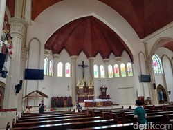 Gereja Katedral Makassar Mulai Dihias Jelang Natal, Siap Tampung 1.200 Jemaat