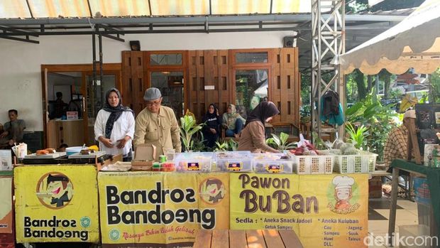 Suasana pasar tani di Kabupaten Bandung