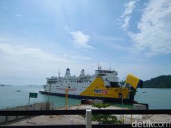 32 Ribu Penumpang Nyeberang ke Sumatera dari Pelabuhan Banten Kemarin