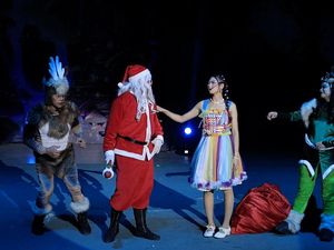 Serentak Secara Nasional, Taman Safari Indonesia Gelar Perayaan Akhir Tahun