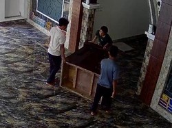 Heboh Warga Kendari Tarik Sumbangan Mimbar Masjid gegara Kalah Pemilihan RT