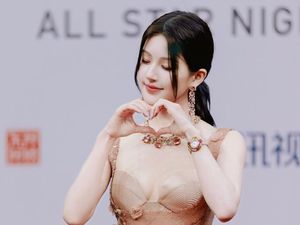 Zhao Lusi Kembali Akting Setelah Hiatus karena Depresi, Ungkap Rencana di 2026