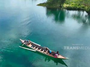 Berenang di Danau Seran Bekas Tambang Intan