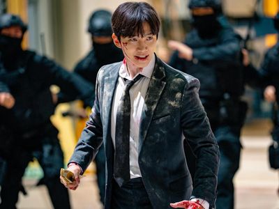 Aksi Lee Junho di Drakor Netflix Cashero, Tayang 26 Desember!