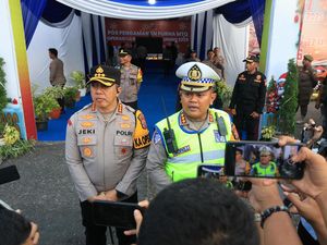 Arus Mudik di Tol Riau Meningkat pada H-1 Natal, Polisi Patroli Mobile