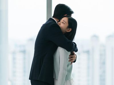 Pelukan Jang Ki Yong Buat Ahn Eun Jin di Dynamite Kiss Episode 13