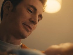 Kenapa Captain America Malah Pakai Motor Inggris Triumph?