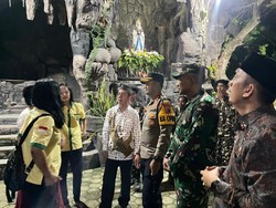 Ibadah Malam Natal di Bangka Barat Berjalan Aman dan Tertib