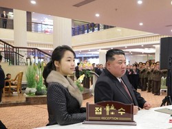 Gaet Turis Asing ke Korut, Kim Jong Un Resmikan Hotel di Samjiyon