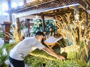 Persiapan Malam Natal Terlihat di Sejumlah Daerah
