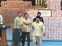 Prabowo Hadiri Penyerahan Duit Rp 6,6 T Hasil Rampasan Perkara di Kejagung