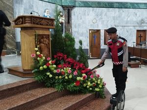 199 Personel Siaga Amankan Misa Malam Natal di Gresik