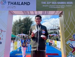 Atlet Probolinggo Ronald Bintang Raih Perak Triathlon di SEA Games