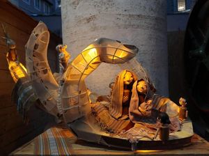 Bangga! Karya Indonesia Hiasi Pameran Seni di Vatikan