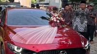 Viral Pernikahan Juragan Sembako, Seserahan Mewah Mobil hingga Emas 30 Gram