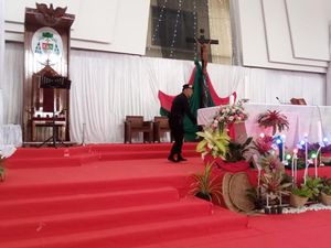 Jelang Malam Misa Natal 2025, Brimob Sterilisasi Gereja di Lampung