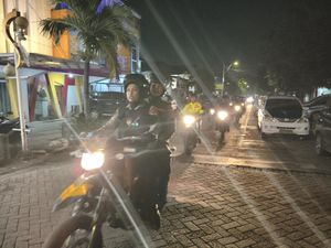 Tim Polwan Jenggala Presisi Patroli Gereja dan Mal di Sidoarjo