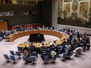 Cap Koboi untuk Trump dari China dan Rusia