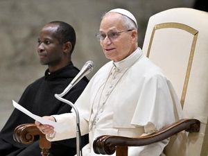 Paus Leo XIV Serukan Gencatan Senjata Global Saat Natal