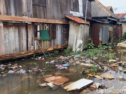 Polemik Sampah di Kampung Kapitan: Pasang Surut Sungai-Terganjal Birokrasi