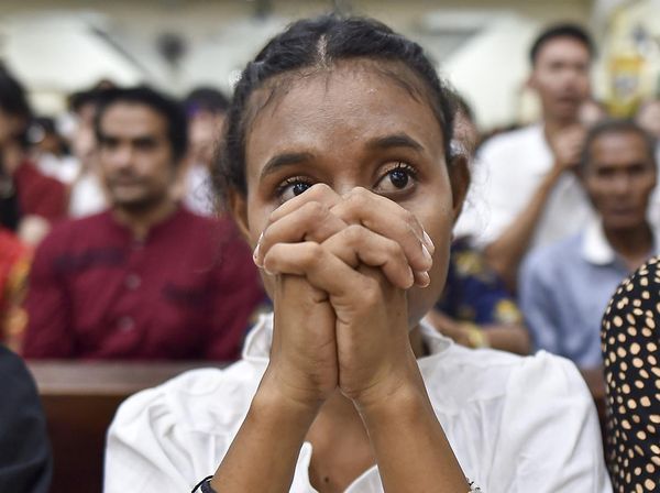 Misa Natal Digelar di Berbagai Daerah, Umat Rayakan dengan Penuh Sukacita