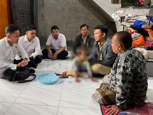 Langkah Cepat Polisi Saat Temukan Balita Terlantar di Terminal Probolinggo