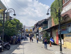 Kunjungan Wisata Jateng Selama Nataru: Guci Turun-Kota Lama Primadona