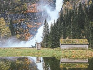 Toilet Umum di Dunia Ini Gak Cuma Fungsional tapi Unik dan Estetik