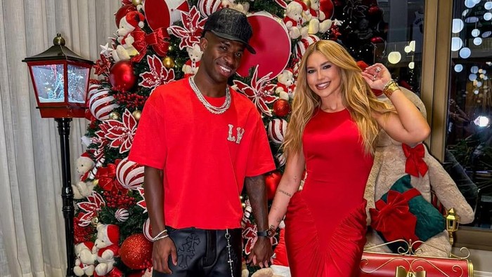 Vinicius Junior merayakan Natal 2025 bersama kekasihnya Virginia Fonseca