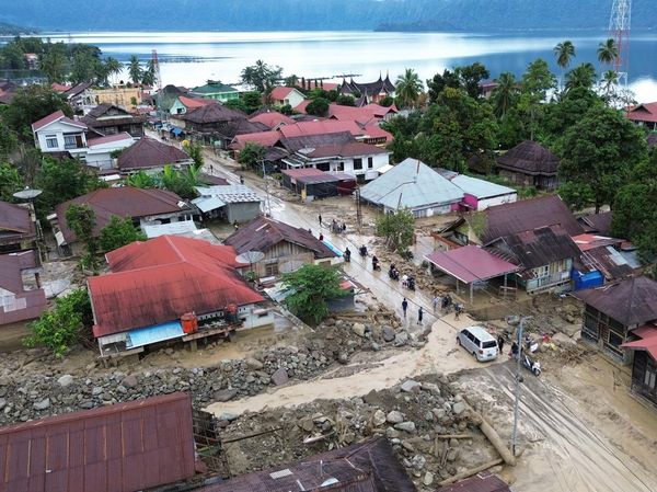 Banjir Bandang Susulan Genangi Maninjau, Warga Kembali Mengungsi