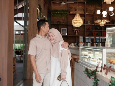 Hempas Kabar Cerai, Larissa Chou Unggah Momen dengan Suami