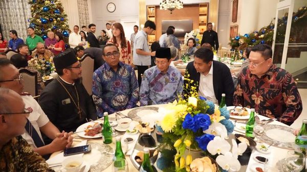 Menteri PKP Maruarar Sirait Gelar Open House, Sejumlah Pejabat Hadir